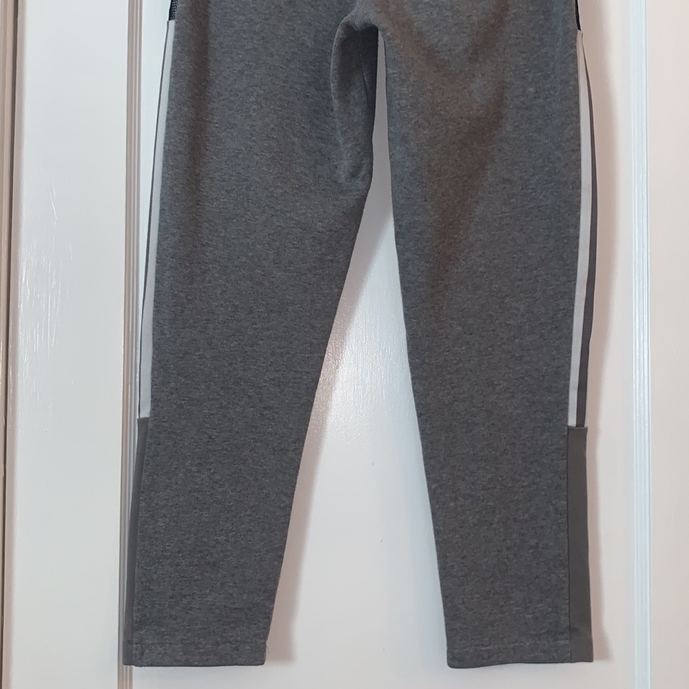Adidas Gray Sweatpants w/Three-Stripe Design Medium 11/12 EUC - Picture 6 of 11